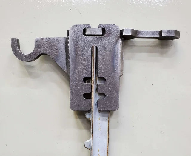 D-M Targets Key/ Hook T post Hangar