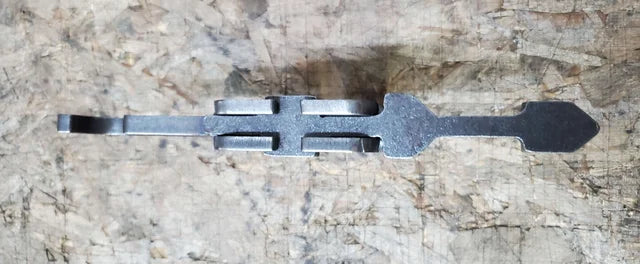 D-M Targets Key/ Hook T post Hangar